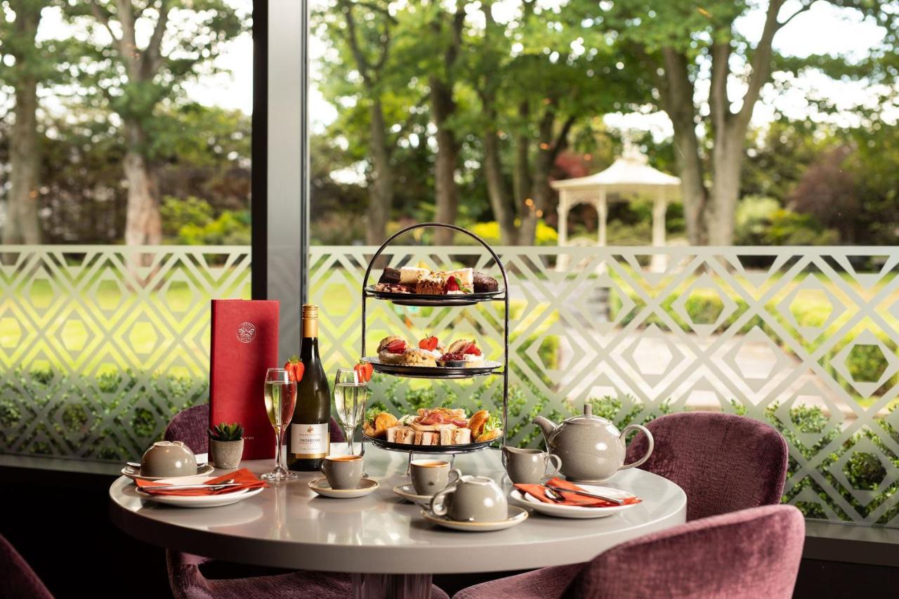 Carlton Hotel Престуик Екстериор снимка
